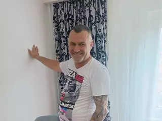 JohnnyMiguel webcam pussy